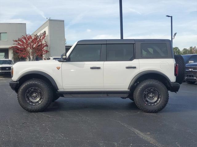 new 2024 Ford Bronco car, priced at $59,978