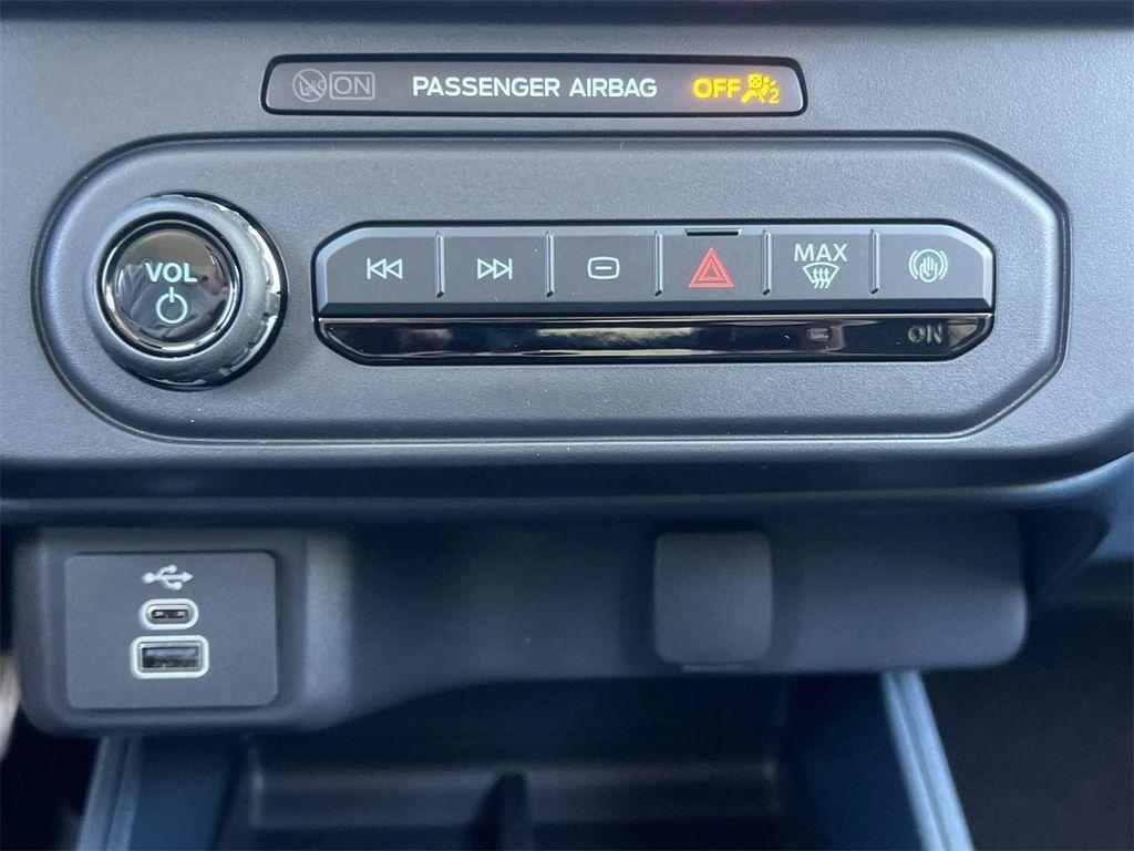 new 2025 Ford Maverick car, priced at $27,505