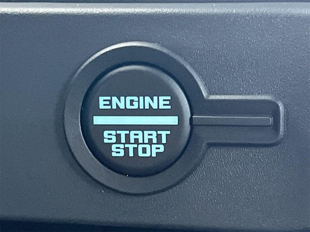 new 2025 Ford Bronco car, priced at $51,260