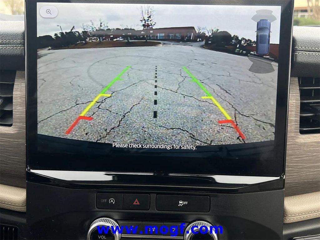 used 2024 Ford Expedition car, priced at $39,995