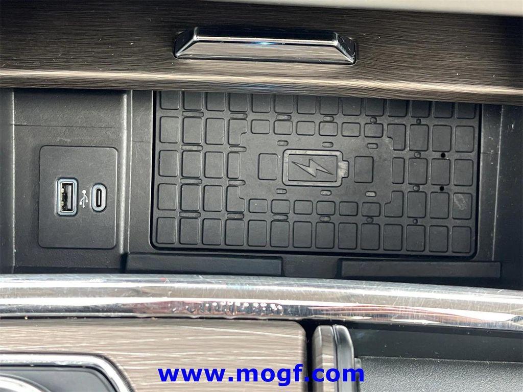 used 2024 Ford Expedition car, priced at $39,995