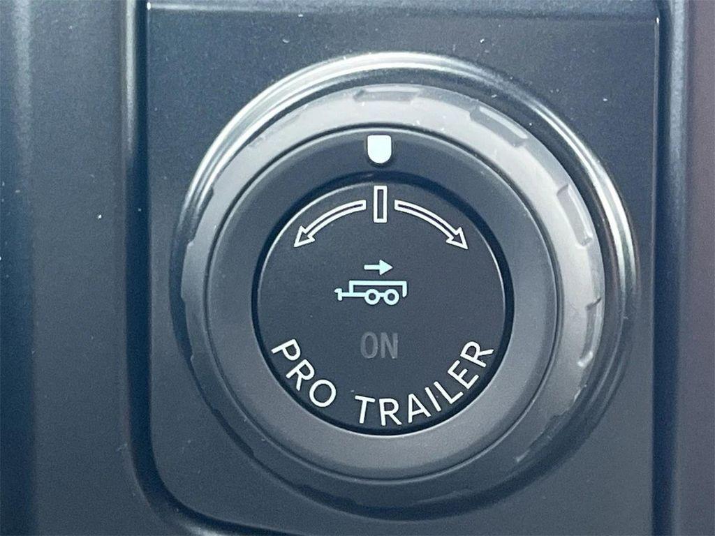 new 2025 Ford F-250 car, priced at $88,592