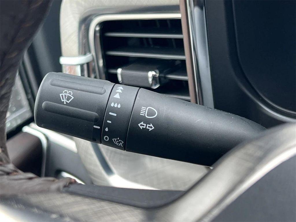 new 2025 Ford F-250 car, priced at $88,592