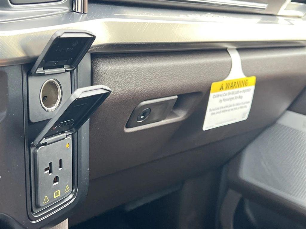 new 2025 Ford F-250 car, priced at $88,592