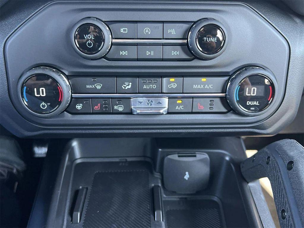 new 2025 Ford Bronco car, priced at $58,892