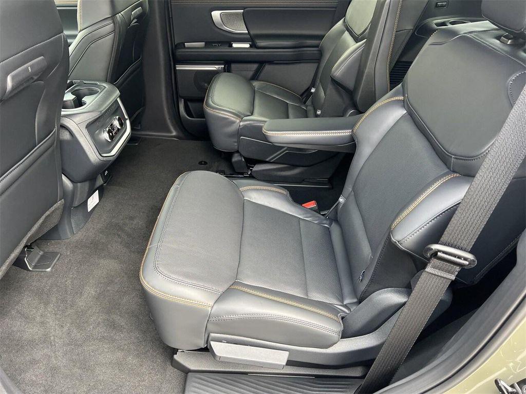 new 2025 Ford Expedition car, priced at $85,675