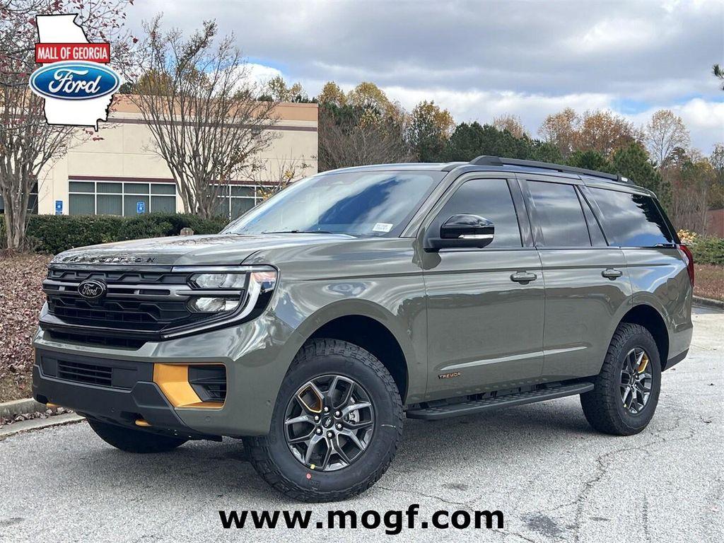 new 2025 Ford Expedition car, priced at $85,675