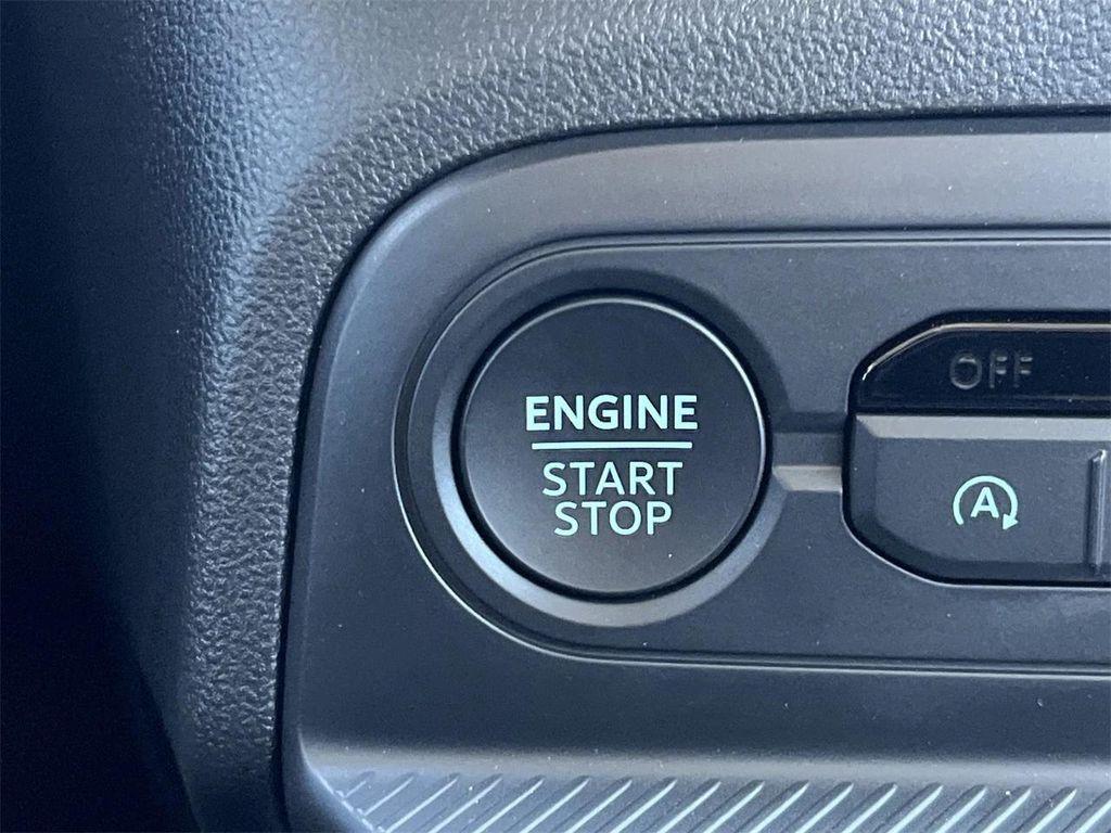 new 2025 Ford Bronco Sport car, priced at $33,601