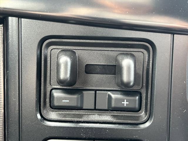 new 2025 Ford F-150 car, priced at $75,254