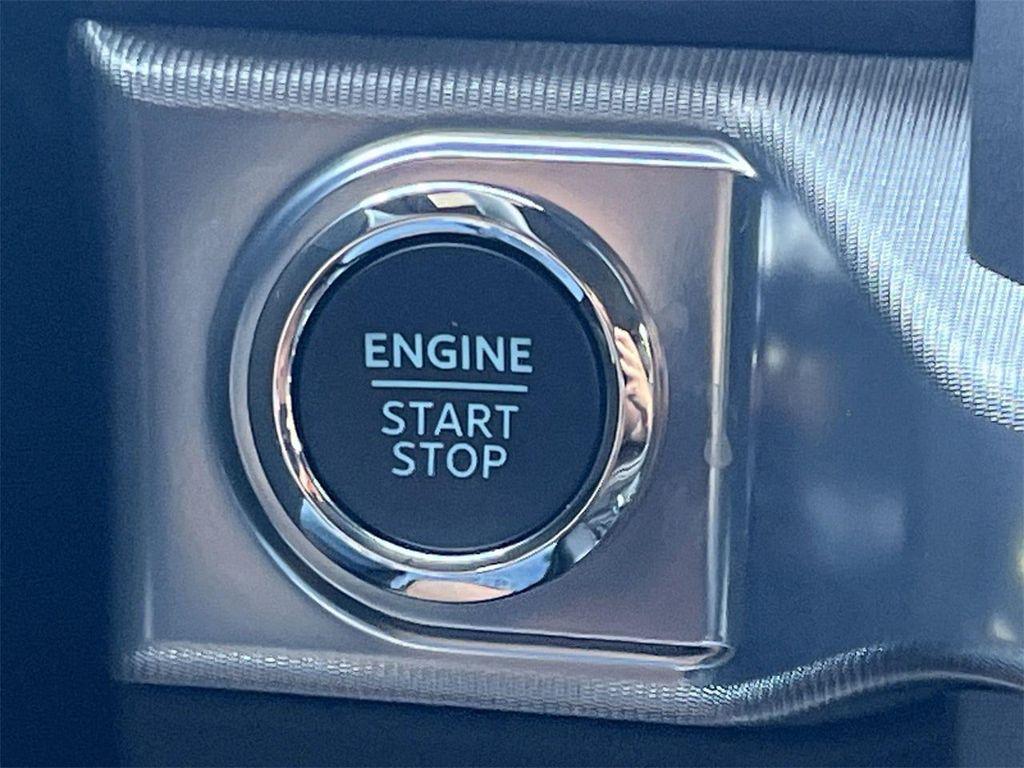 new 2025 Ford F-150 car, priced at $65,582