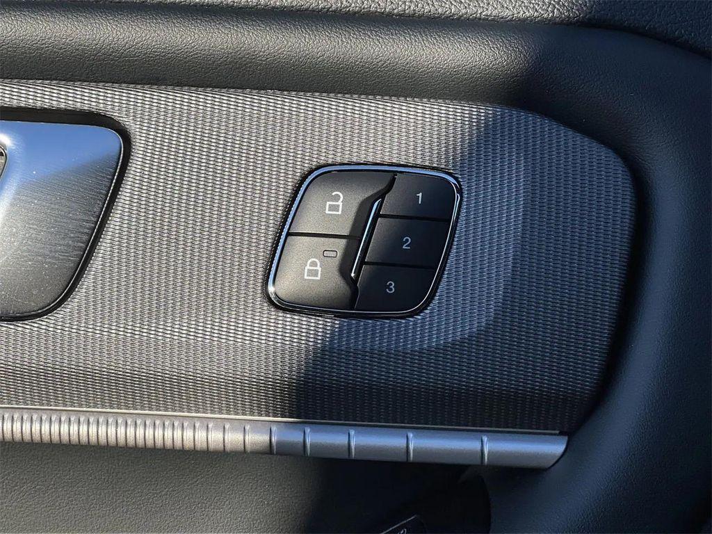 new 2025 Ford Explorer car, priced at $45,695