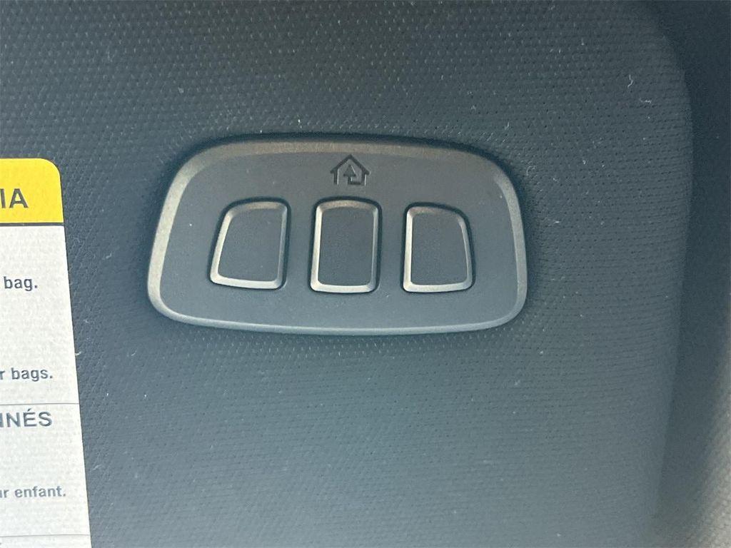 new 2025 Ford Explorer car, priced at $45,695