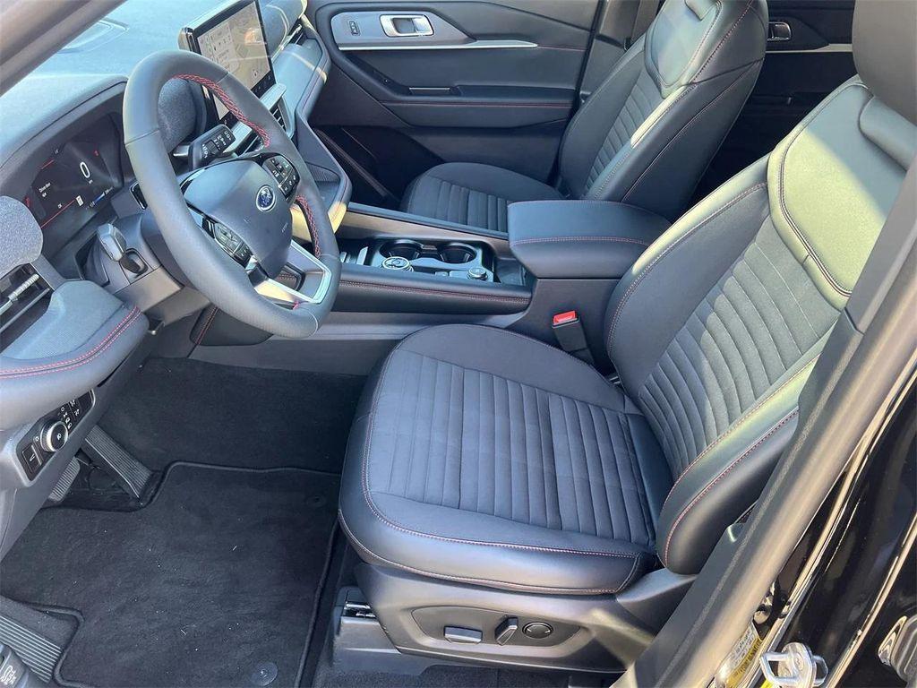 new 2025 Ford Explorer car, priced at $45,695