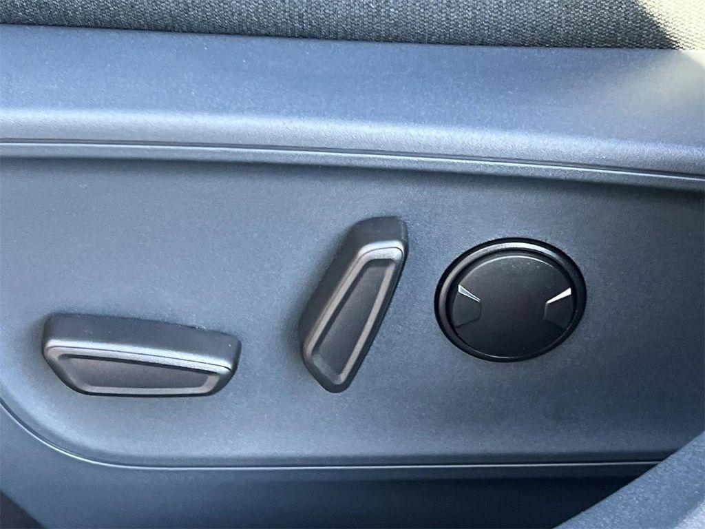 new 2025 Ford Maverick car, priced at $34,478