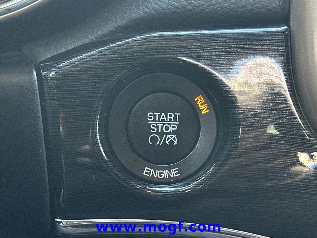 used 2016 Jeep Grand Cherokee car, priced at $11,995