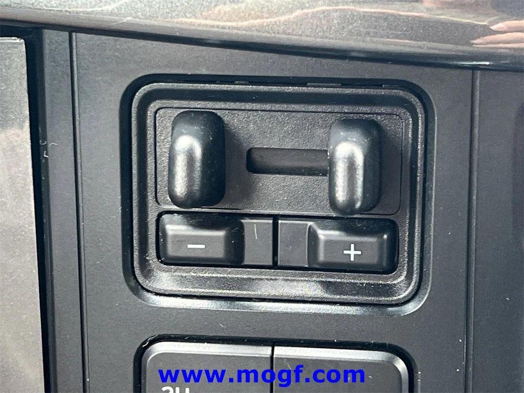 used 2022 Ford F-150 car, priced at $38,995