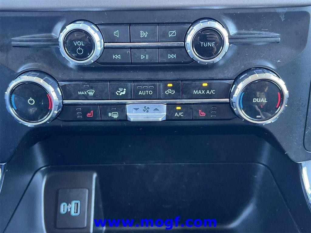 used 2024 Ford F-150 Lightning car, priced at $39,995