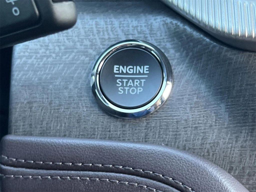 new 2025 Ford Explorer car, priced at $53,487