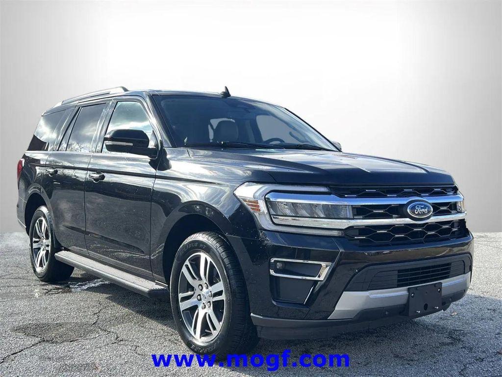 used 2024 Ford Expedition car, priced at $41,999