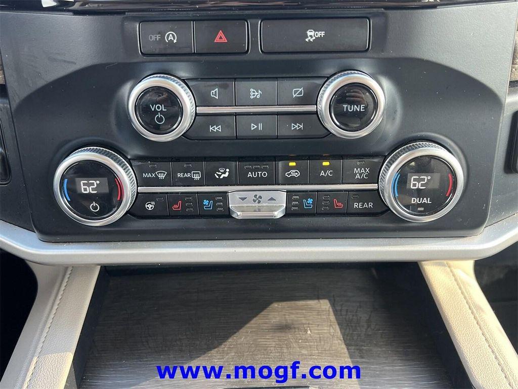 used 2024 Ford Expedition car, priced at $41,999