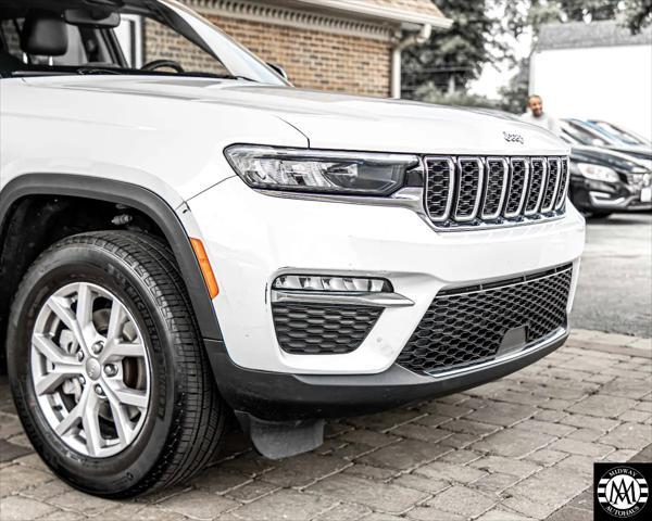 used 2022 Jeep Grand Cherokee car, priced at $27,995