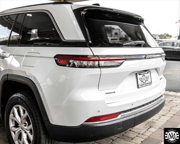 used 2022 Jeep Grand Cherokee car, priced at $27,995