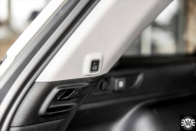 used 2022 Jeep Grand Cherokee car, priced at $27,995