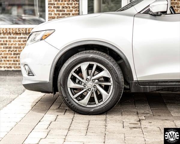 used 2015 Nissan Rogue car, priced at $10,995