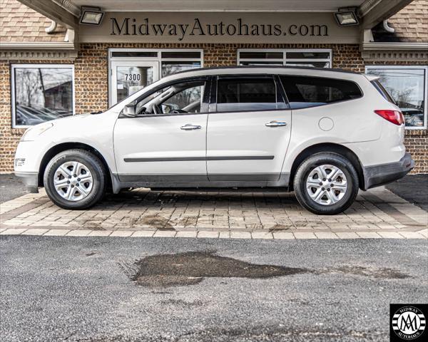 used 2011 Chevrolet Traverse car, priced at $9,995