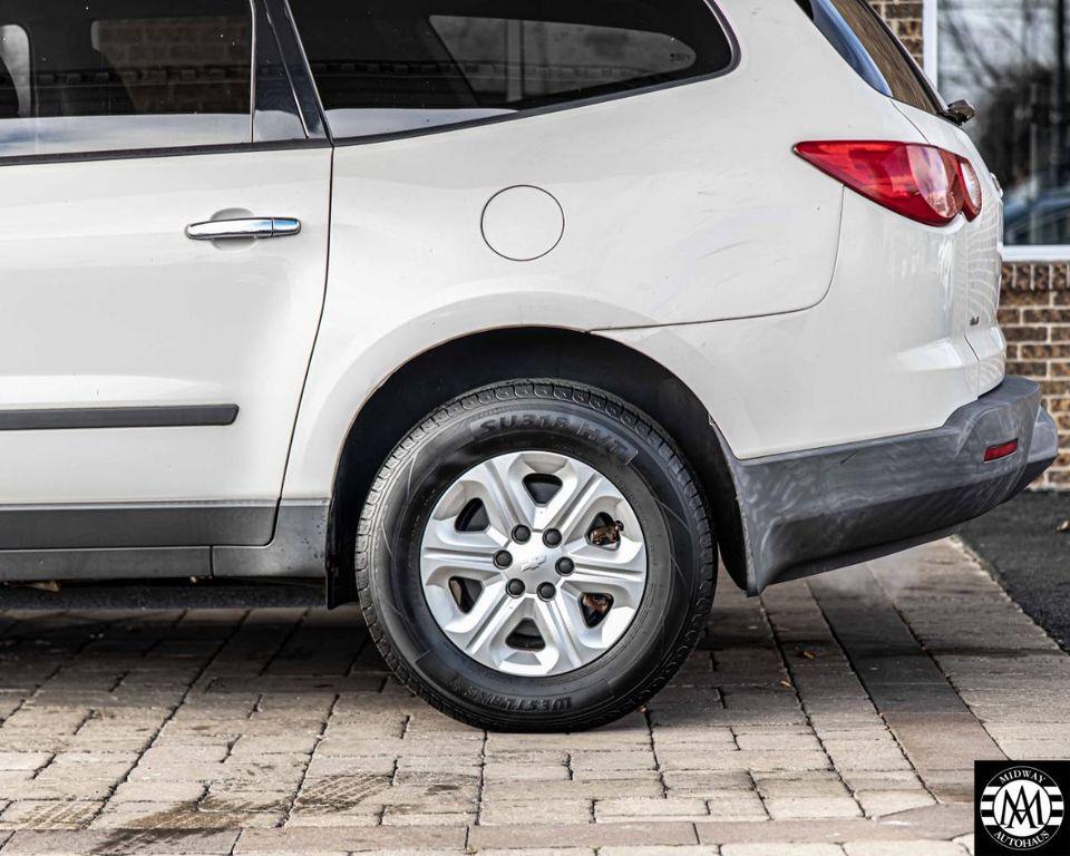 used 2011 Chevrolet Traverse car, priced at $7,995
