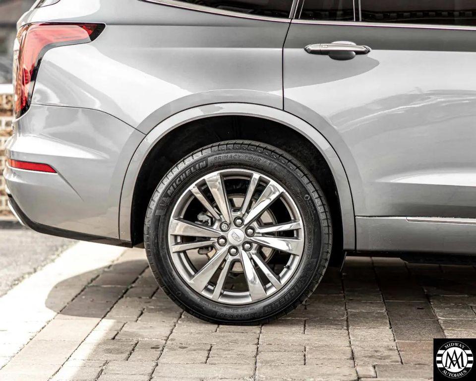 used 2022 Cadillac XT6 car, priced at $31,495