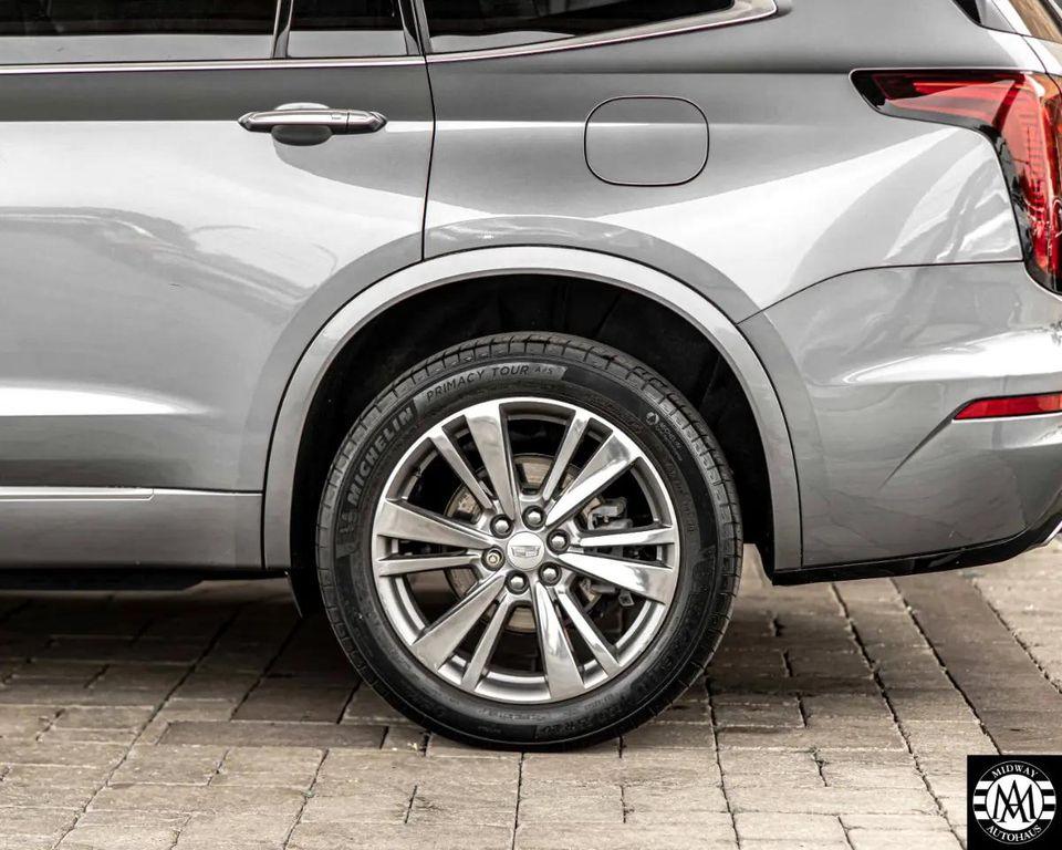 used 2022 Cadillac XT6 car, priced at $31,495