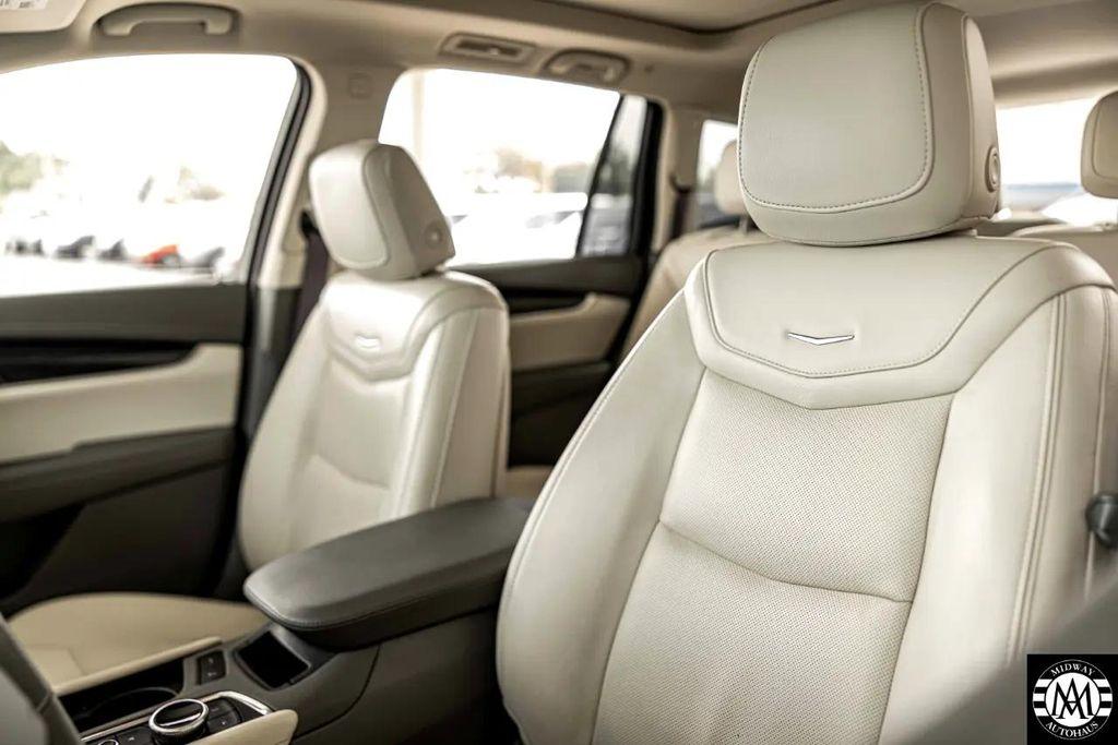 used 2022 Cadillac XT6 car, priced at $31,495