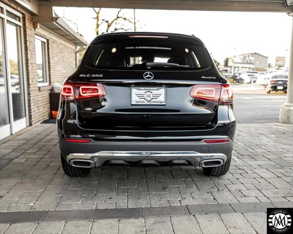 used 2022 Mercedes-Benz GLC 300 car, priced at $30,995