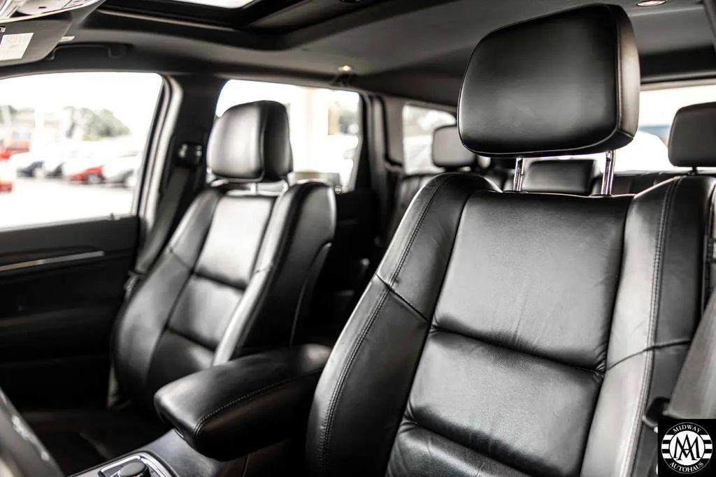 used 2021 Jeep Grand Cherokee car, priced at $19,495