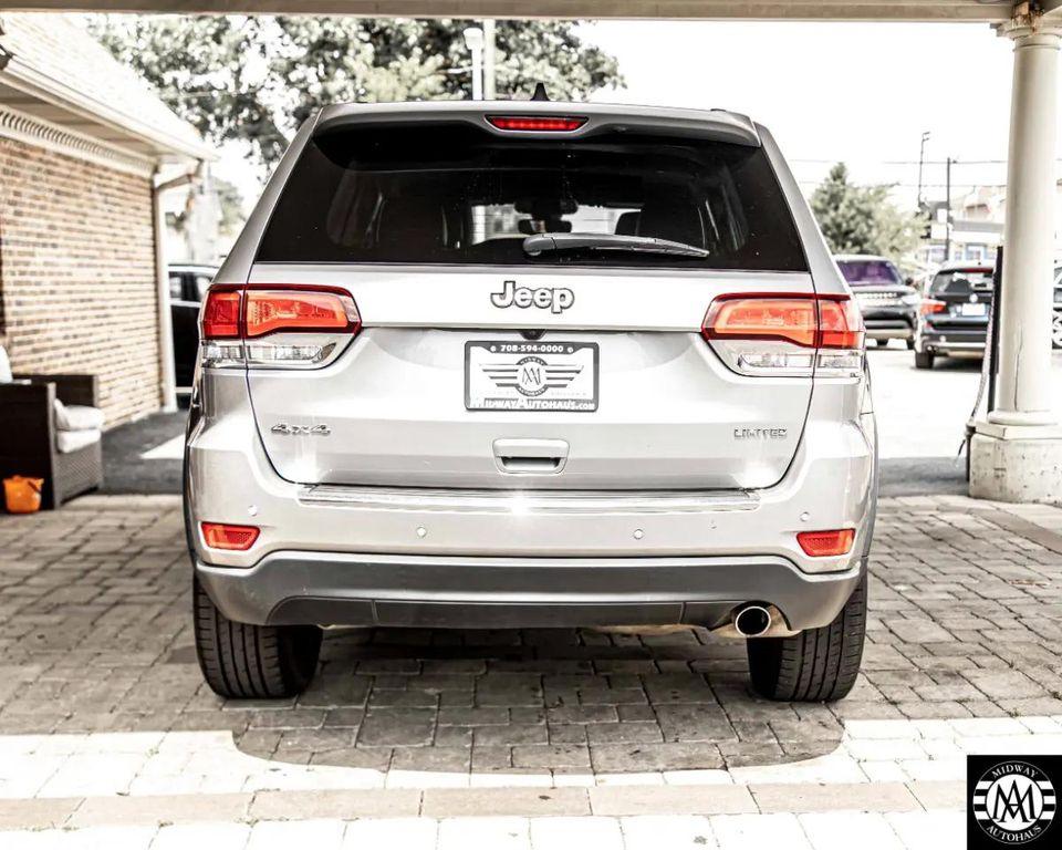 used 2021 Jeep Grand Cherokee car, priced at $19,495