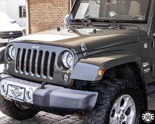 used 2015 Jeep Wrangler Unlimited car, priced at $20,495