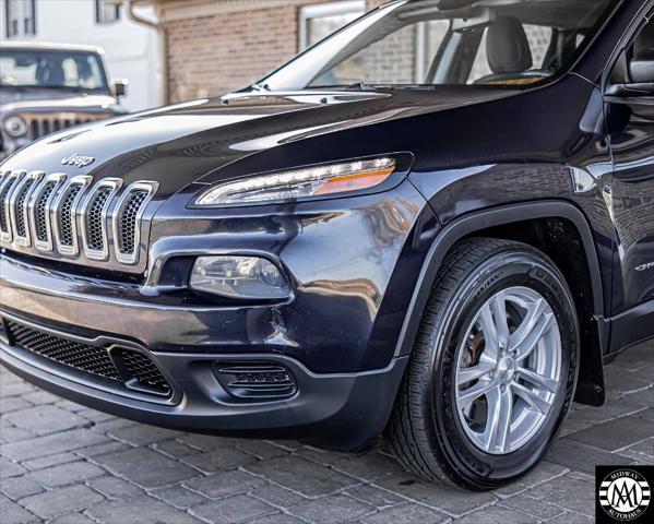 used 2016 Jeep Cherokee car, priced at $12,995