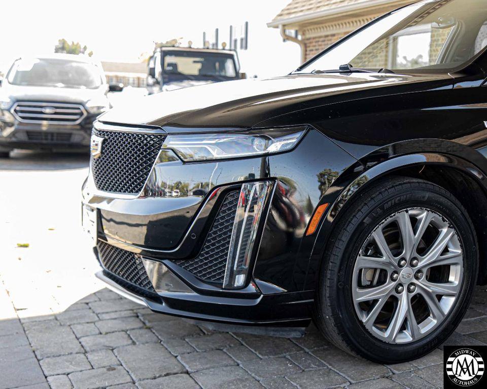 used 2020 Cadillac XT6 car, priced at $26,995