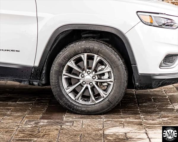used 2021 Jeep Cherokee car, priced at $19,495