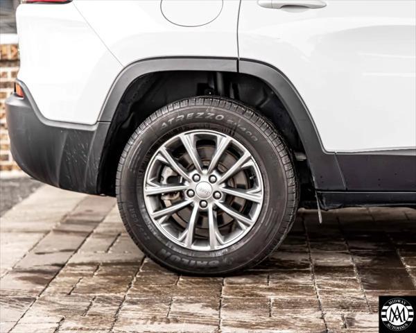used 2021 Jeep Cherokee car, priced at $19,495