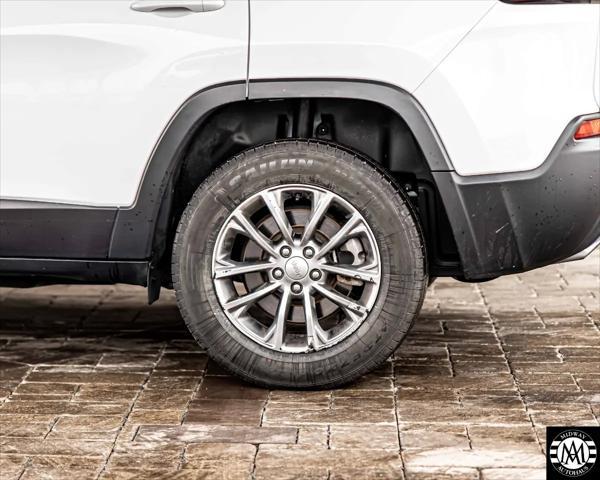 used 2021 Jeep Cherokee car, priced at $19,495