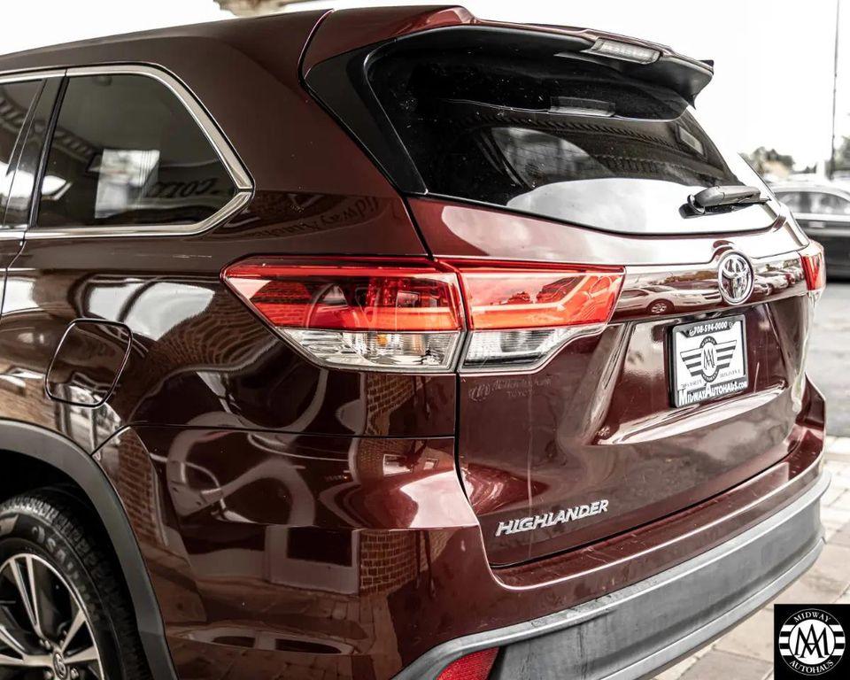 used 2019 Toyota Highlander car, priced at $22,995