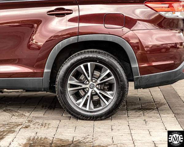 used 2019 Toyota Highlander car, priced at $24,495