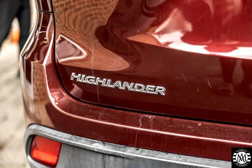 used 2019 Toyota Highlander car, priced at $22,995
