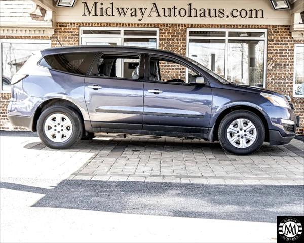 used 2014 Chevrolet Traverse car, priced at $8,995