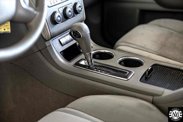 used 2014 Chevrolet Traverse car, priced at $8,995