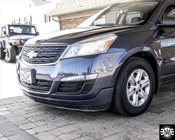 used 2014 Chevrolet Traverse car, priced at $8,995