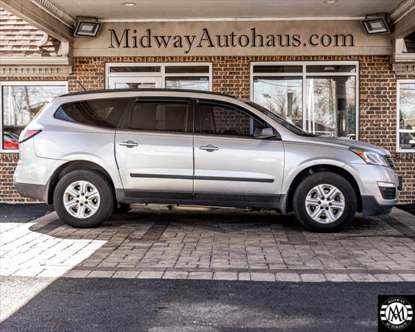 used 2015 Chevrolet Traverse car, priced at $10,995