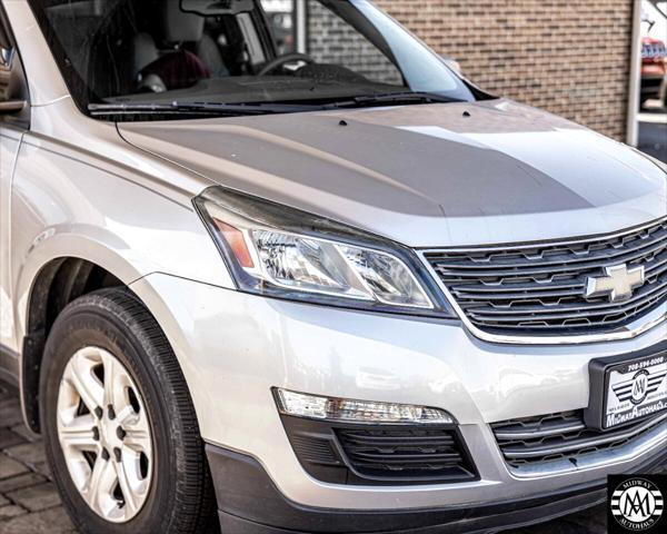 used 2015 Chevrolet Traverse car, priced at $10,995